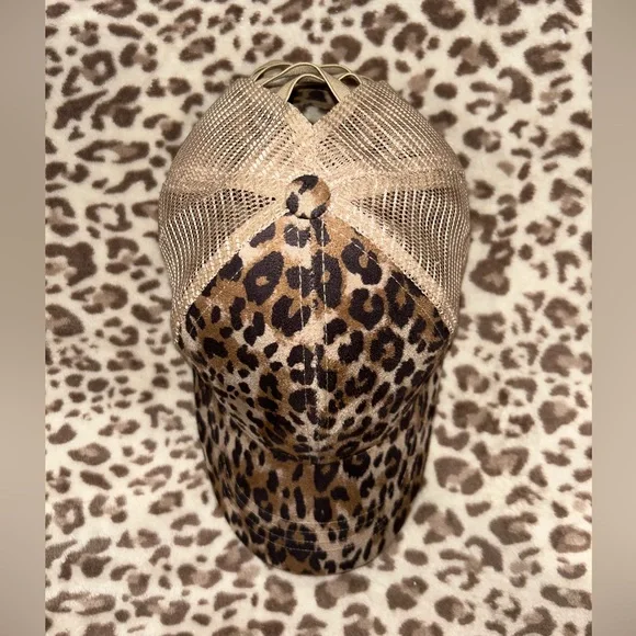 C.C‎ Exclusive Animal Print Fashion Back Cross Design Trucker Women's Hat Cap - Picture 6 of 6